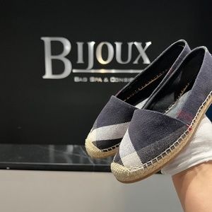 Burberry Espradilles 37